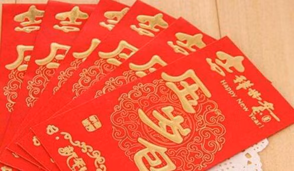 Be trai 10 tuoi thang kien cha, doi lai duoc tien li xi