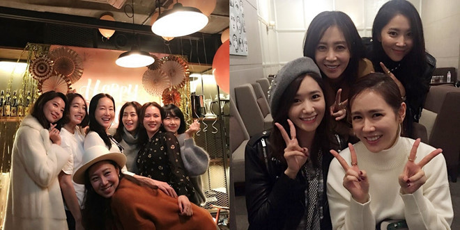 Chị em mỹ nhân của Son Ye Jin: Son Ye Jin ít khi dính tin đồn hẹn hò cùng cánh mày râu nhưng không thiếu những bức ảnh đi chơi cùng loạt mỹ nhân như Gong Hyo Jin, bà xã tài tử Lee Byung Hyun - Lee Min Jung, Song Yoon Ah, Uhm Ji Won, Oh Yoon Ah, Lee Jung Hyun. Đây đều là những mỹ nhân nức tiếng của làng giải trí Hàn Quốc. Ngoài ra trong hội này còn có "nữ thần sắc đẹp" của Kpop là YoonA của SNSD. Dù ít tuổi hơn nhưng cô vẫn được các đàn chị yêu mến.