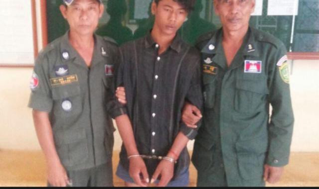 Hang xom vao nha gio tro doi bai voi co dau ngay dem tan hon