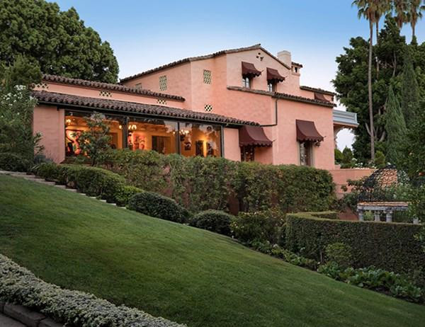 Ngôi nhà từng thuộc về ông trùm xuất bản William Randolph Hearst.