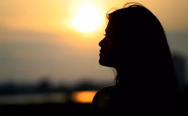 Khon kho vi chong lay ruou bia lam cam hung ai an