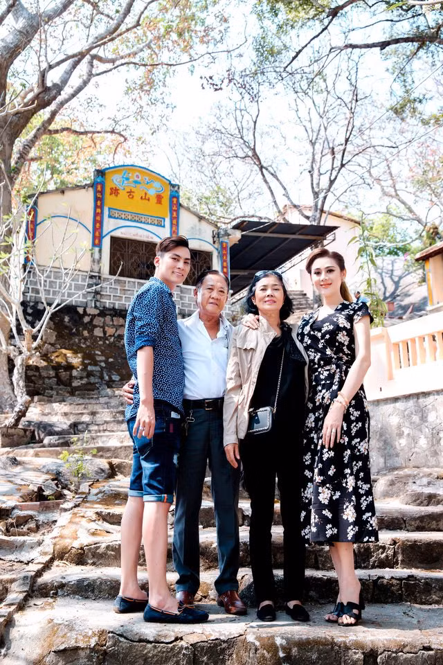 Moi quan he hien tai cua Lam Khanh Chi va me chong-Hinh-3