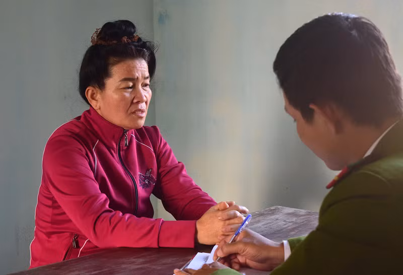 Vu xe tang van chuyen 14.000 vien ma tuy: Bat tam giam nguoi me