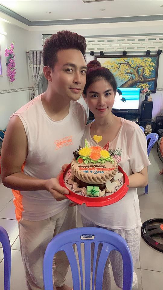 Hiem muon - Noi lo sau canh ga cua loat sao Viet