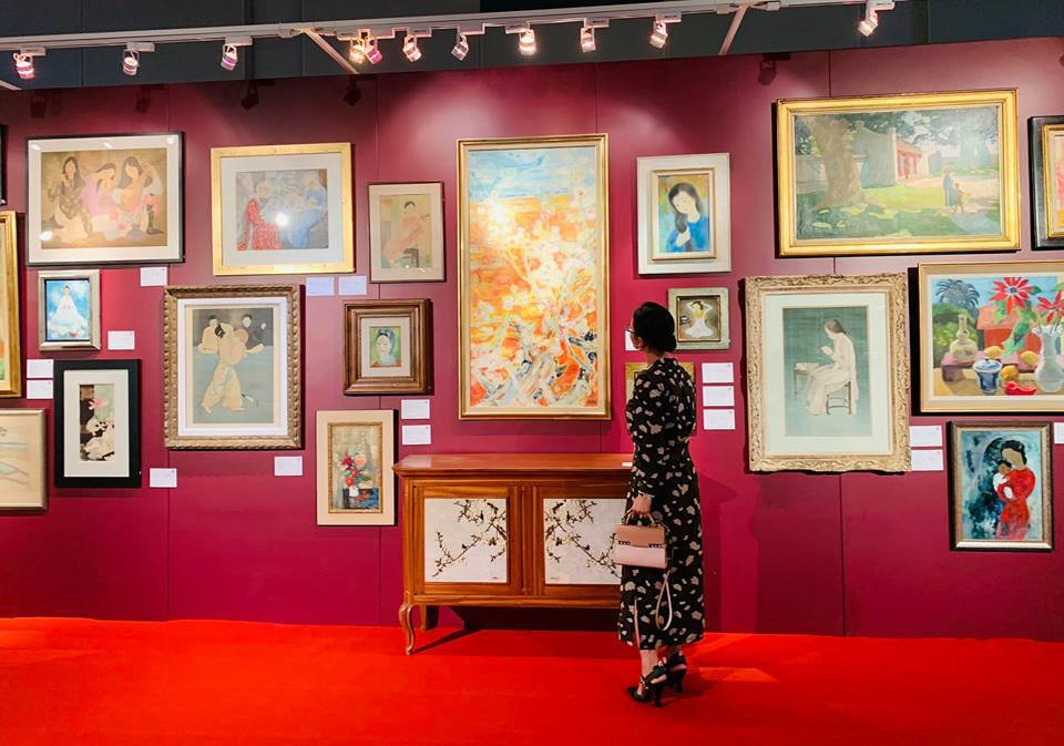 Tuy nhiên nữ diễn viên cũng có thêm một đam mê khác ngoài thiên chức làm mẹ, đó là hội họa.