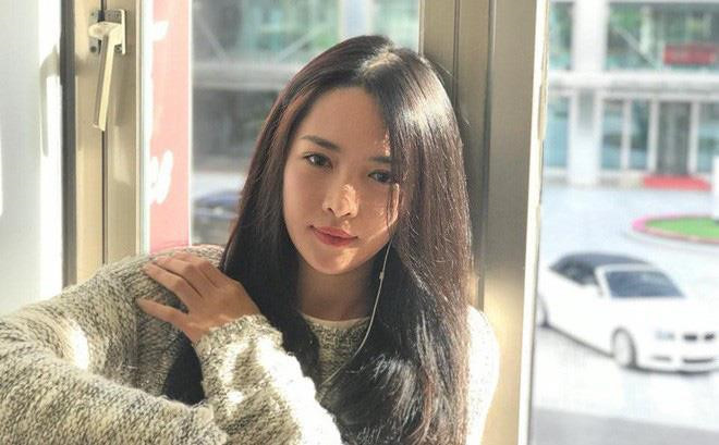 Sau đó, Thanh Quỳnh nộp đơn tham gia chương trình Thay đổi cuộc sống - Change life phát sóng trên VTV và may mắn được chọn sang Hàn Quốc phẫu thuật thẩm mỹ miễn phí. Trải qua 3 tháng đau đớn với nhiều cuộc phẫu thuật, gương mặt của Thanh Quỳnh đã thay đổi hoàn toàn, trở nên cân đối, hài hòa hơn.