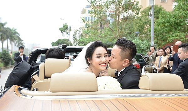 Chiêm ngưỡng tổ ấm “khủng” trên phố nhà giàu của Á Hậu Trà My Chiem nguong to am “khung” tren pho nha giau cua A Hau Tra My