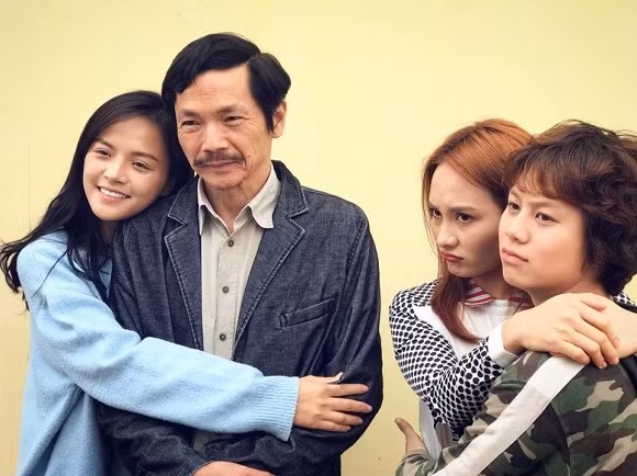 Bat gap con trai vao nha nghi voi ban gai, MC Tuan Tu xu ly cuc soc