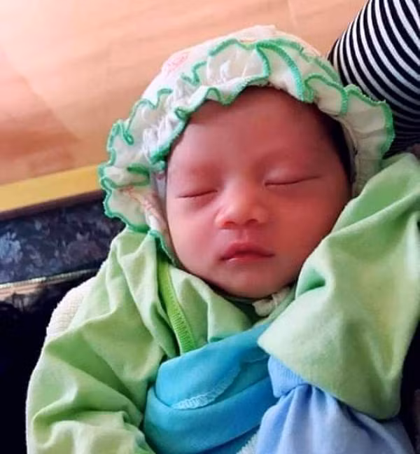 Phat hien be gai so sinh bi bo roi tai cong chua trong dem-Hinh-2