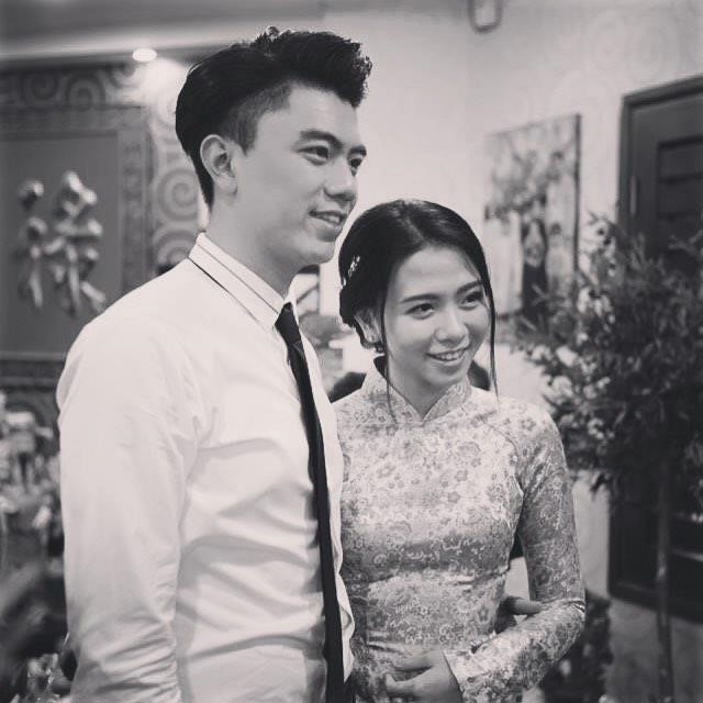 Đặng Văn Quỳnh (sinh năm 1992) và Đặng Tiểu Tô Sa (sinh năm 1998) được nhiều người biết đến là cháu của cố PGS Văn Như Cương. Tuy không hoạt động nghệ thuật nhưng 2 anh em Văn Quỳnh, Tô Sa vẫn được nhiều người yêu mến nhờ ngoại hình điển trai, xinh gái và tài năng của mình.