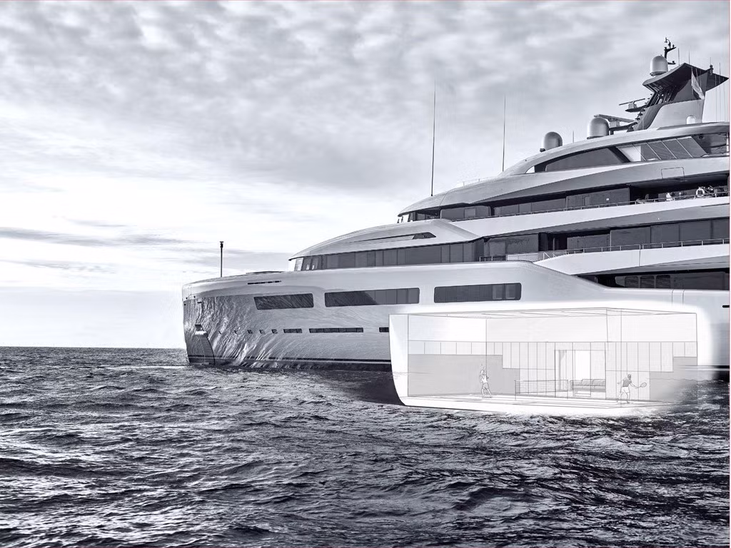 Ban đầu, việc xây dựng sân chơi tennis là vấn đề nan giải nhất đối với người thiết kế và thi công. Cuối cùng, Langton quyết định đặt công trình lớn này vào giữa thân và kéo dài xuống tận đáy du thuyền. Ảnh: Yachtharbour.