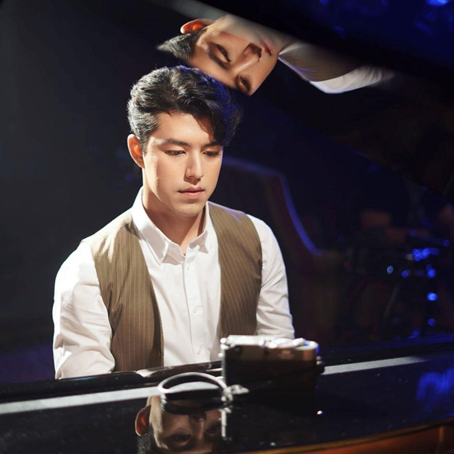 Ngoài tài năng và nhan sắc nổi bật, Nine còn chinh phục khán giả, đặc biệt là fan nữ nhờ khả năng ca hát và chơi nhạc cụ điêu luyện.