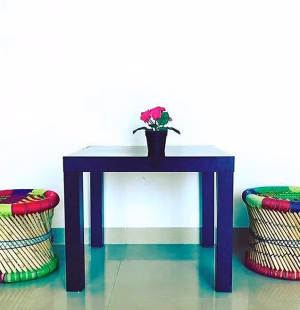 Bàn uống nước là nơi giải trí.