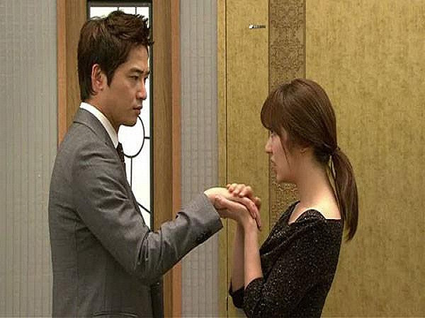 Chong mua chung cu gan nha de dua bo ve song roi nhan qua doc tu vo