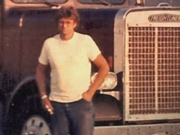 Huyen thoai khung khiep ve 