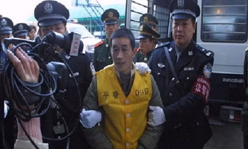 So thich ky la cua ke giet nguoi hang loat gay am anh Trung Quoc