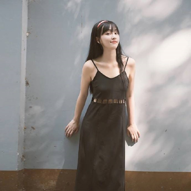 Dù vướng vào nhiều lùm xùm, hot girl sinh năm 1995 vẫn tiếp tục con đường nghệ thuật của mình nhưng không đạt được danh tiếng như ban đầu. Huang Cancan từng tham gia vào các bộ phim truyền hình như Summer's desire, Girl generation, Spicy hot in love...