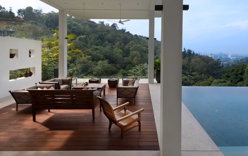 Các vật liệu xây dựng sử dụng chủ yếu là gỗ, bê tông, đá vôi.