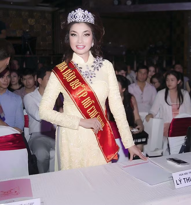 Mới đây, nhiều người cũng tiếc nuối khi sự kiện kỷ niệm 25 năm của cuộc thi mà Lý Thu Thảo đăng quang lại không có cô xuất hiện.