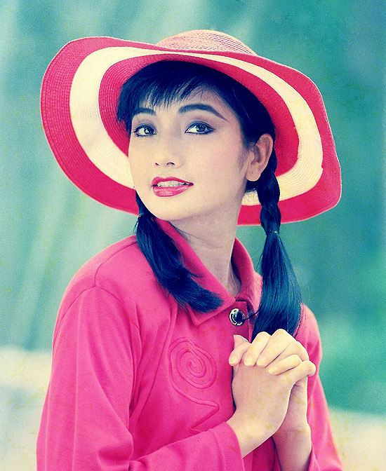 Lý Thu Thảo từng có thời gian hẹn hò với Phước Sang. Tuy nhiên sau đó cặp đôi chia tay vì "nhiều lí do khó nói".