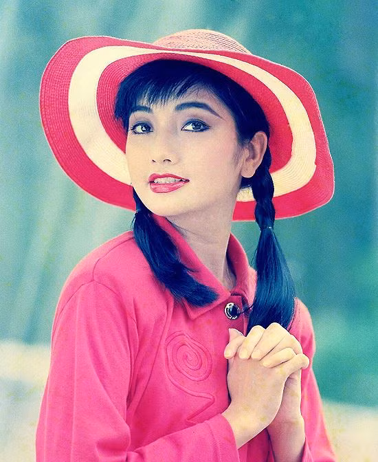 Lý Thu Thảo từng có thời gian hẹn hò với Phước Sang. Tuy nhiên sau đó cặp đôi chia tay vì "nhiều lí do khó nói".