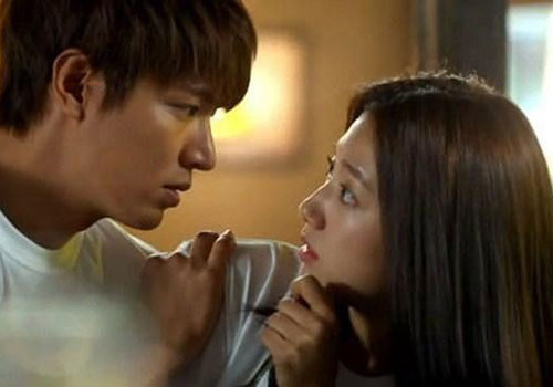 Di choi de ban gai tra tien, hoa ra anh 