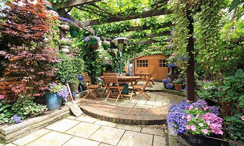 Chong giuc ve ngoai an Tet, vo bat khoc khi biet su that