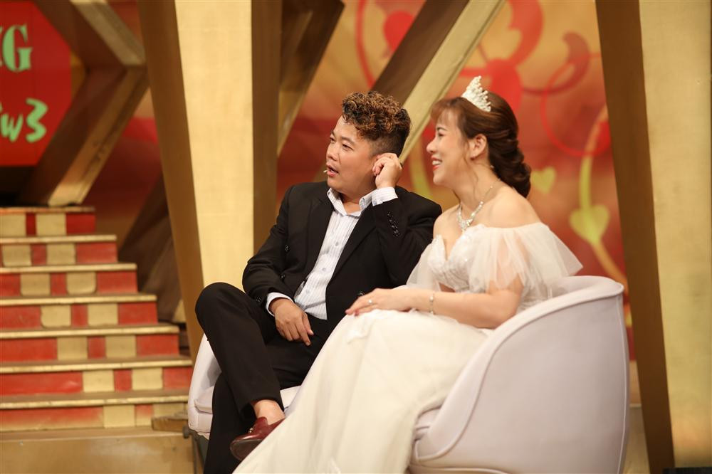 Dien vien Hoang Meo bi vo 'cach mat' vi mieng thit heo