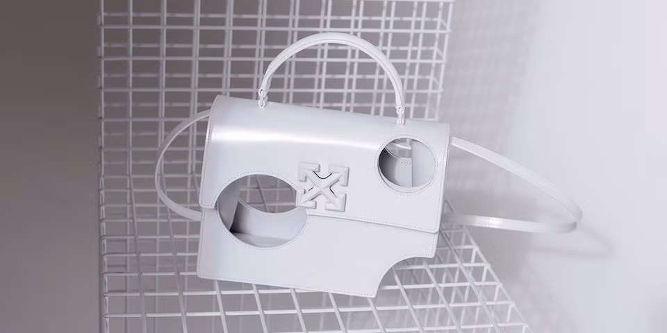 Thu vo dung gia vai chuc trieu van hut chi em san mua