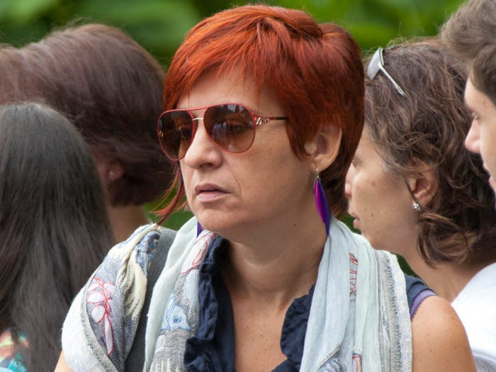 Sau khi bà Rosalia Mera qua đời năm 2013, con gái của 2 người là Sandra Ortega (ảnh) được thừa kế 5% cổ phần tại Inditex. Theo Forbes, Sandra Ortega hiện là người phụ nữ giàu nhất Tây Ban Nha với khối tài sản trị giá 6,6 tỷ USD. Ảnh: Getty.