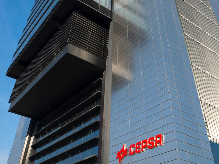 Năm 2016, ông mua thêm một cao ốc khác ở Madrid có tên gọi Cepsa với giá 551 triệu USD. Ảnh: Getty.