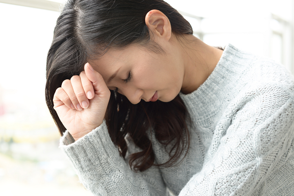 Toi tro thanh con no tu ngay me chong tap tanh mua hang online