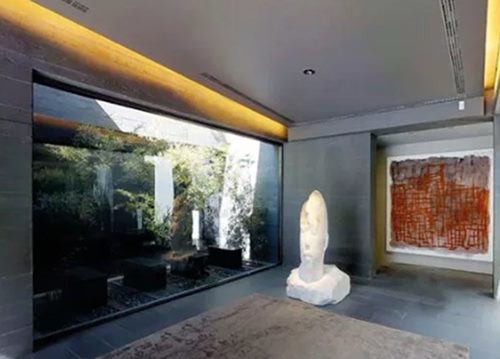 Joaquín Torres, kiến trúc sư nổi tiếng người Tây Ban Nha, là người thiết kế căn biệt thự này.