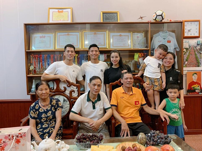 Tuyển thủ Việt Nam khoe ảnh đi nghỉ dưỡng sau giải đấu ở Thái Lan Tuyen thu Viet Nam khoe anh di nghi duong sau giai dau o Thai Lan