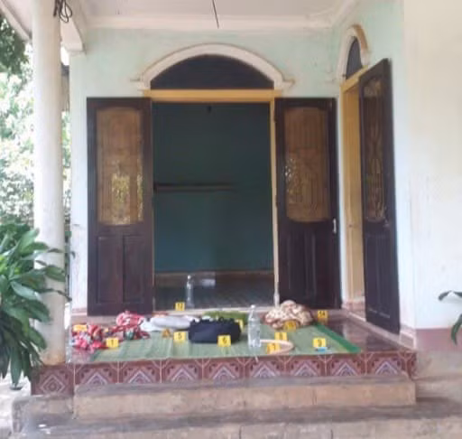 Dau long vu chong tinh day thay vo cu tu vong ben canh