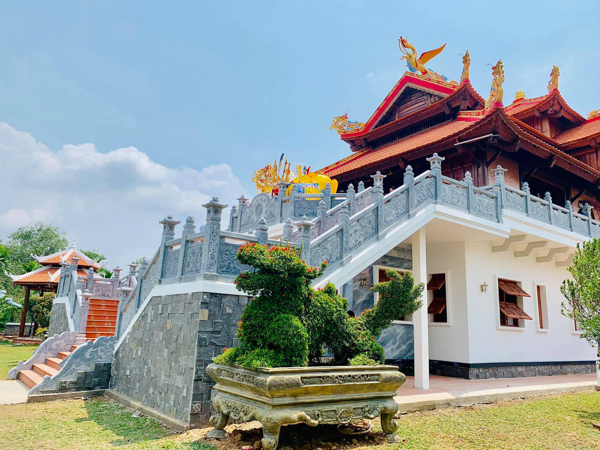 Thuy Nga he lo dieu thu vi o khu nha tho To tram ty cua Hoai Linh-Hinh-3