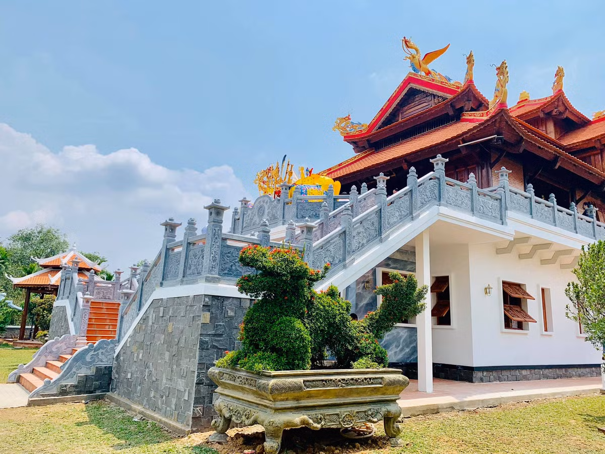 Thuy Nga he lo dieu thu vi o khu nha tho To tram ty cua Hoai Linh-Hinh-3