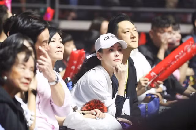 Lo dien ban trai dai gia - bo con trai thu 3 cua Truong Ba Chi