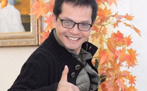 Cuoc song ben vo tre xinh nhu hoa hau cua NSND Trung Hieu-Hinh-2