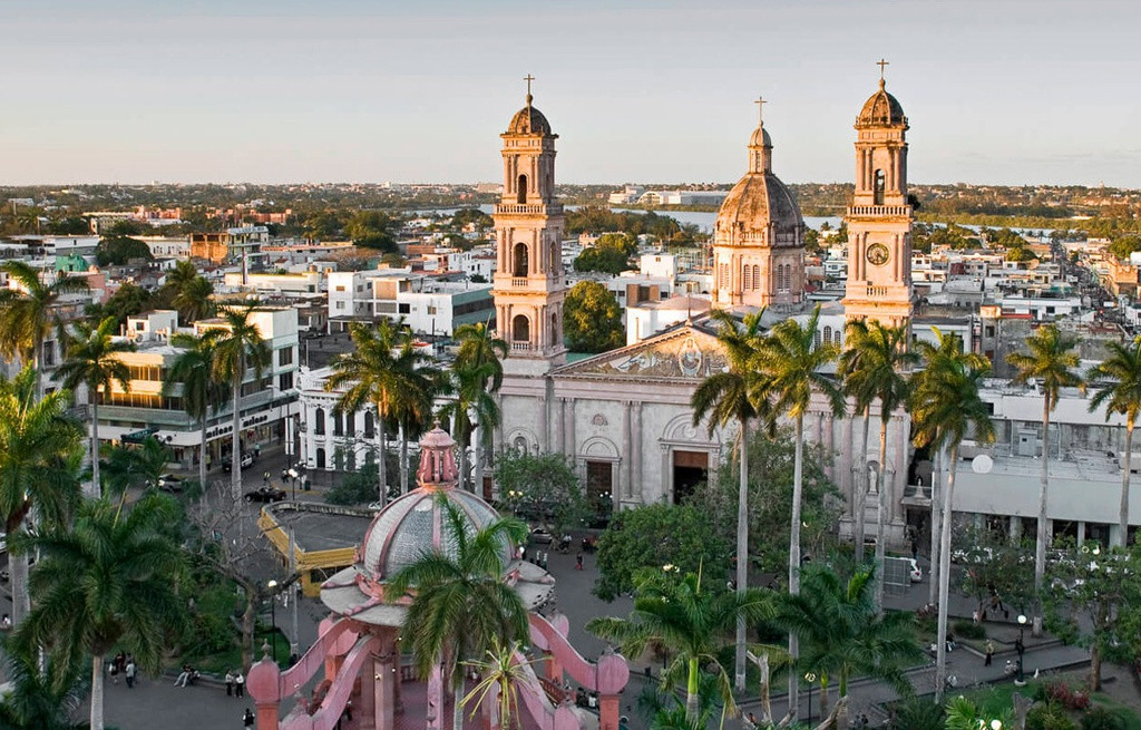 Ciudad Victoria, Mexico: Ciudad Victoria nằm phía đông bắc của Mexico. Du khách được yêu cầu tránh vào thành phố vì những lo ngại về an toàn. Nhiều băng đảng tại đây đã bị bắt vì tấn công du khách. Tỷ lệ giết người ở thành phố là 83,32/100.000 ( tức cứ 100.000 người, có khoảng 84 nạn nhân bị giết).