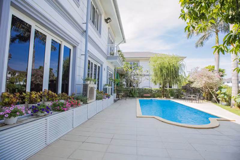 Với Hồ Quỳnh Hương, giờ đây, ngôi nhà trở thành nơi trú ngụ, chốn đi về thực sự an yên với cô.