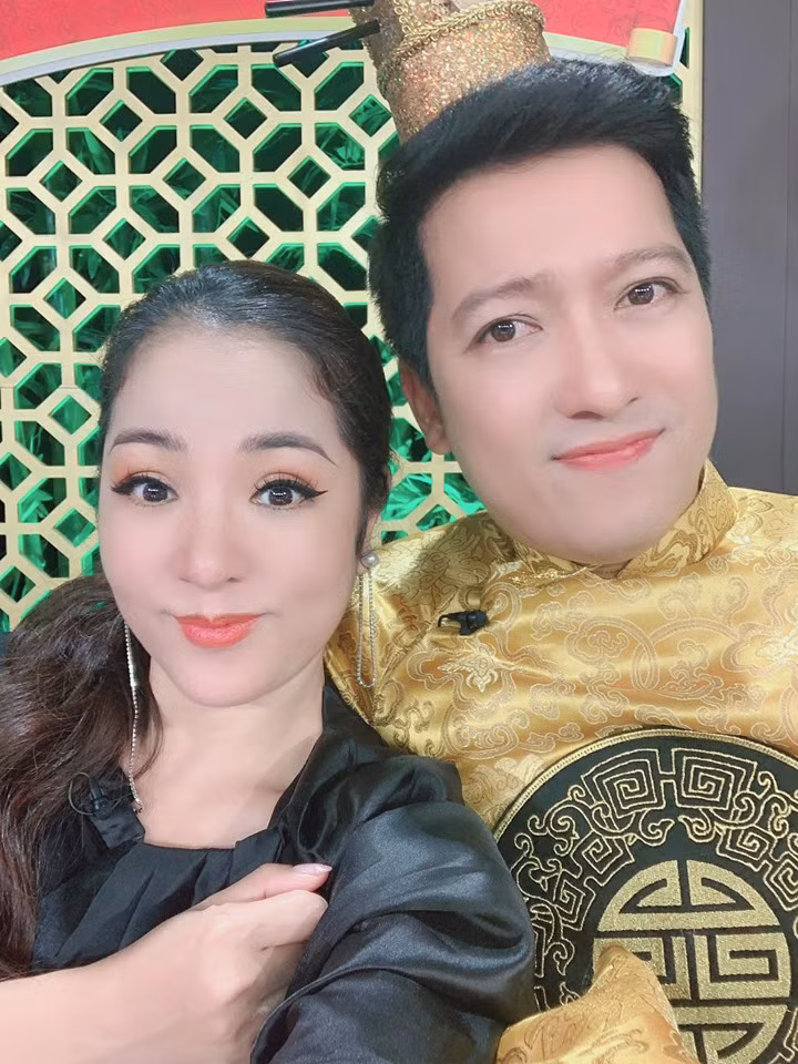 Truong Giang gay ngo ngang voi mat xanh moi hong 'banh beo'