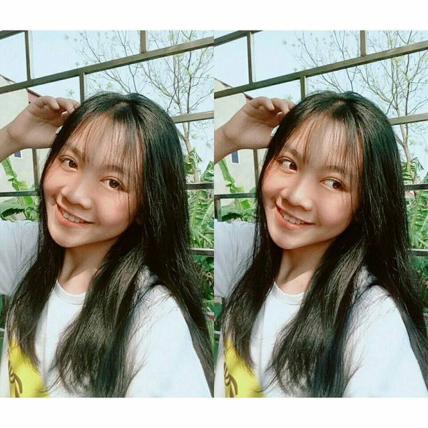 Có thể thấy, không quá khó hiểu khi mọi người gọi Thùy Dung là ”crush quốc dân”. Ở Thùy Dung hội tụ những yếu tố của một nữ sinh, mà bất cứ nam sinh nào cũng dễ dàng ”đổ gục”. Hiện tại, người ta vẫn không biết mối quan hệ giữa Thùy Dung và nam sinh tỏ tình hụt như thế nào, nhưng những lời khen dành cho Thùy Dung vì cách ứng xử khôn khéo vẫn đang ”bùng nổ” trên trang cá nhân của cô.