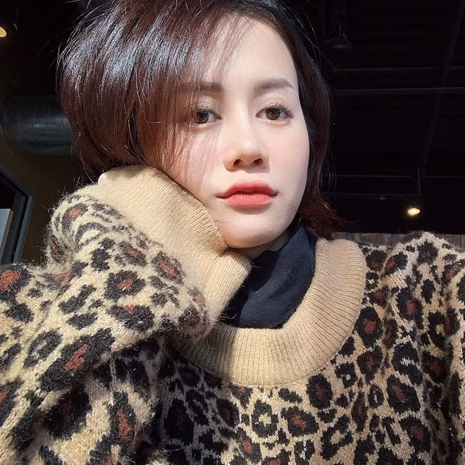 Câu nói "Mặc dù biết sai trái nhưng vẫn không thể nào trói những cảm xúc tình cảm của mình được" của An Nguy khiến nhiều người không hài lòng. Dân mạng nhanh chóng "đào mộ" lại vlog cô nói về người thứ ba, cho rằng nữ vlogger chỉ giỏi nói, hành động thì ngược lại. Hiện tại, khi nói về scandal "tiểu tam", cái tên An Nguy vẫn được dân mạng nhắc đến nhiều nhất.