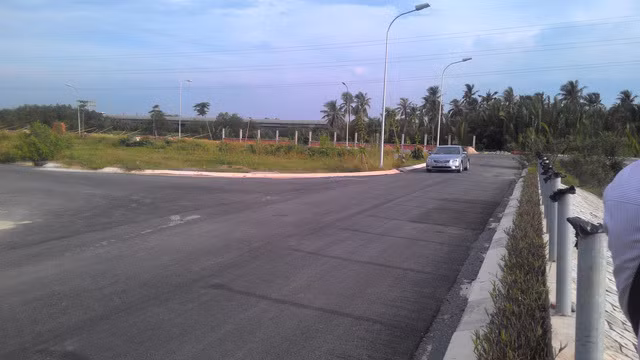 Anh ban hang rong ke chuyen kiem chuc ty tu sot dat-Hinh-2