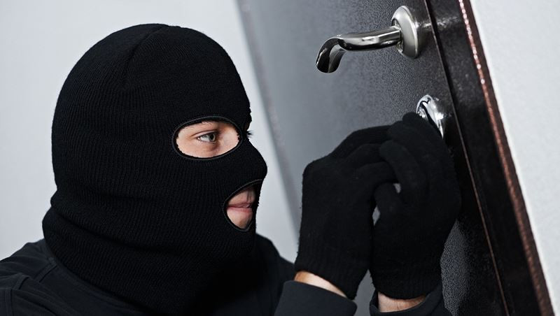 Xet xu nguoi trom tien cua… chinh minh