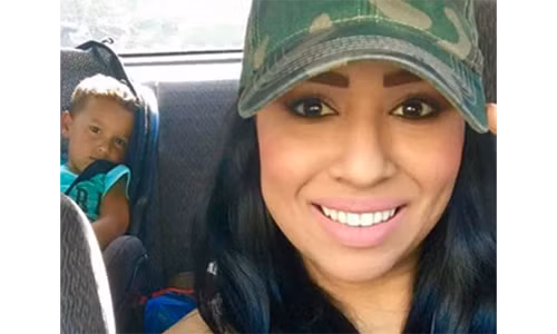 Kinh hoang me nem con trai 5 tuoi tu tang 5 xuong dat roi tu sat