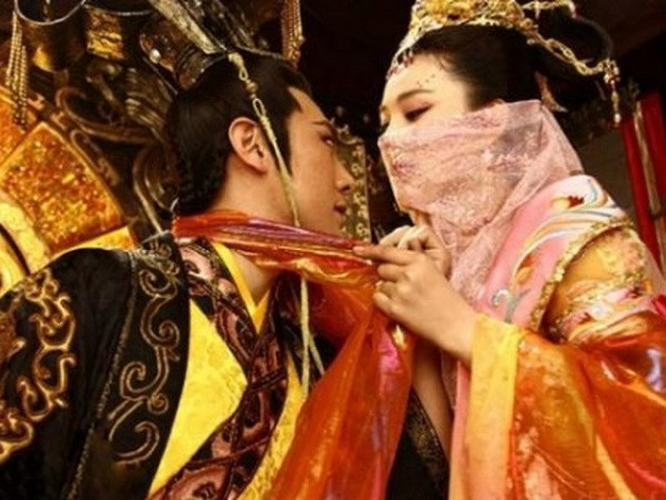 Hoang de benh hoan khien nha Nam Han diet vong la ai?