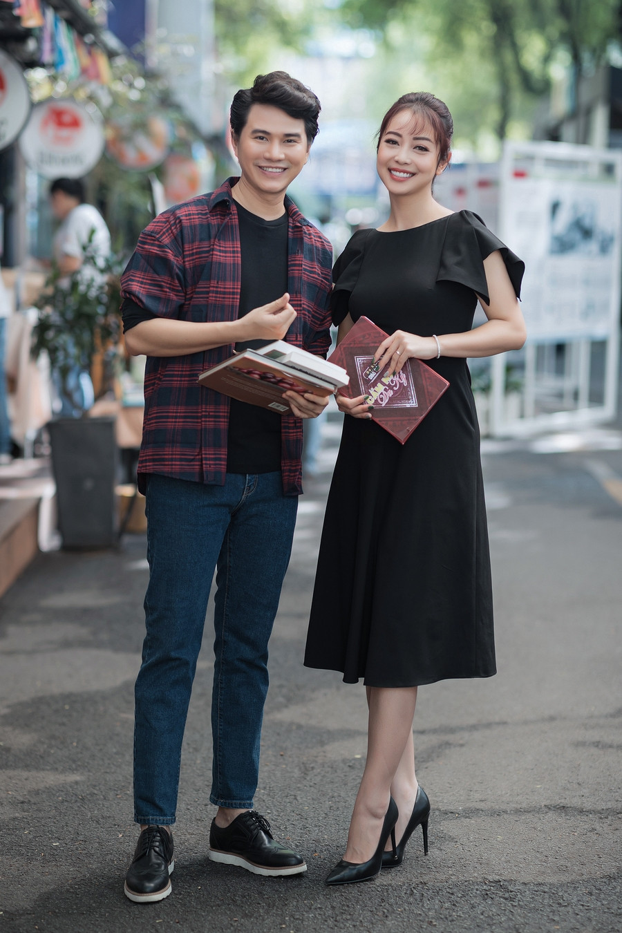 Chuyen doi cua MC dien trai la dai su ao dai Viet Nam 2019