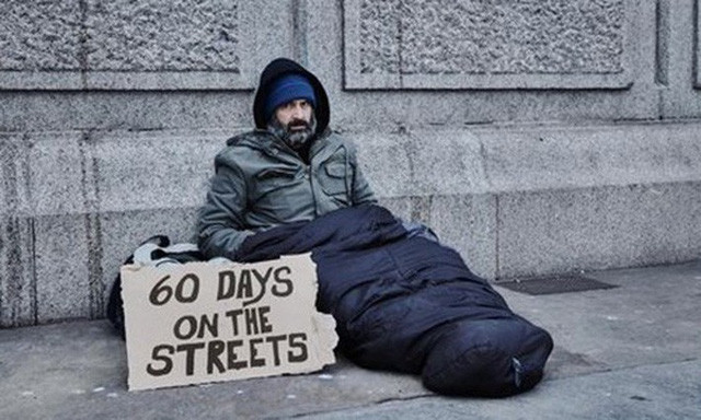 Thu lam an xin trong 2 thang, nguoi dan ong kiem duoc mo tien